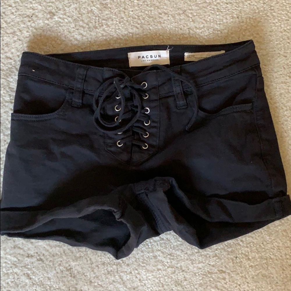 PacSun high-rise super stretch shortie